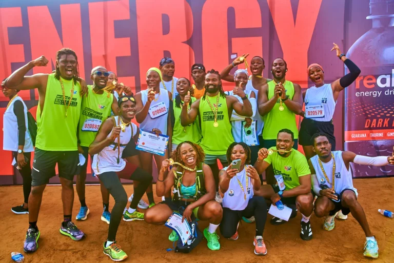 Running club group at Capital City Race